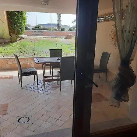 Phi Stefania With Private Pool And Private Garden Διαμέρισμα